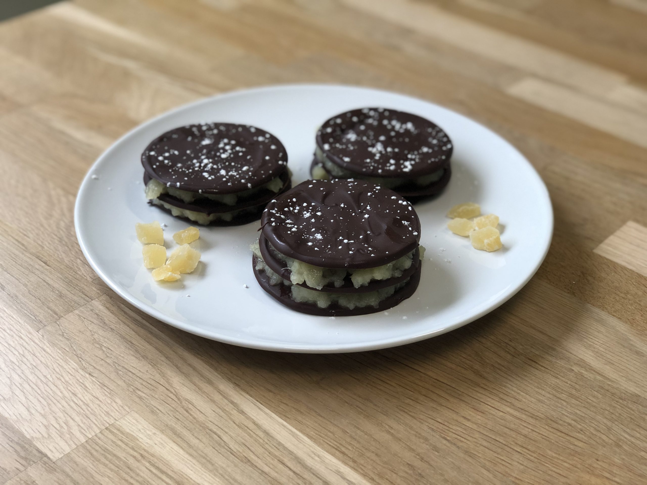 Milhojas de chocolate y manzana